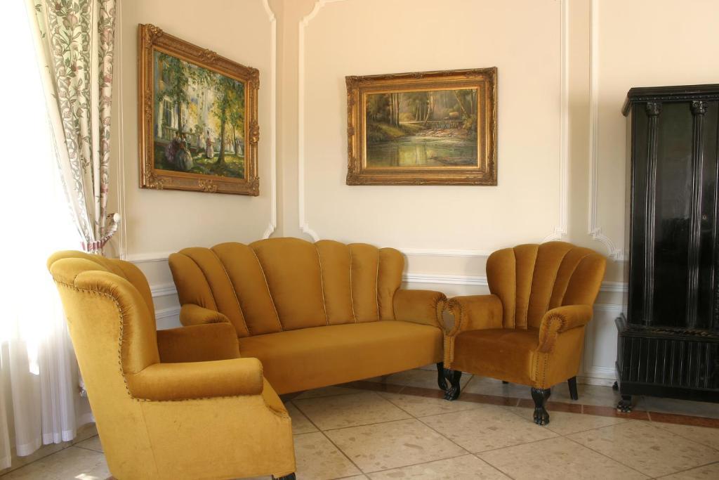 Sir David Balaton Castle Apartmanok Balatonszepezd Exterior photo